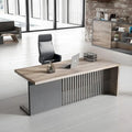 Bureau de direction en L avec plateau en bois et cadre en acier