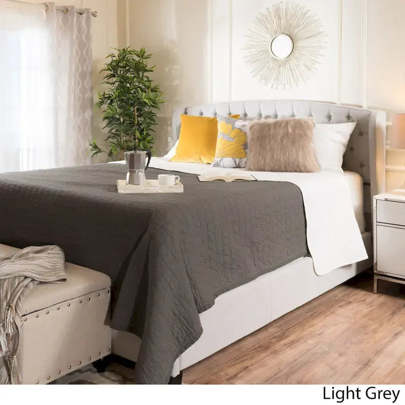 Cadre de lit Queen capitonné en tissu avec tête de lit incurvée Gris Ivoire