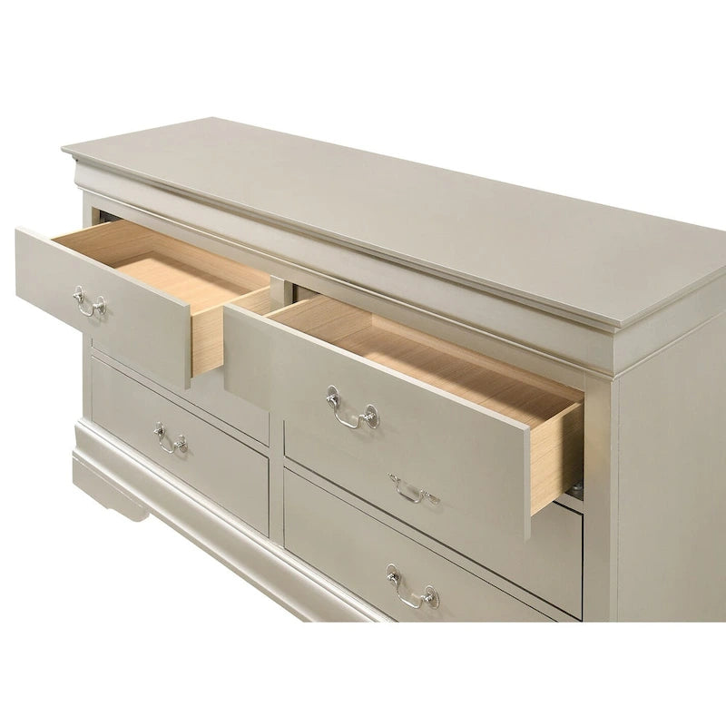 Commode classique à 6 tiroirs avec moulures incurvées et poignées métalliques