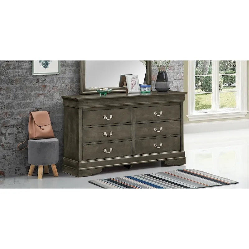 Commode classique à 6 tiroirs avec moulures incurvées et poignées métalliques