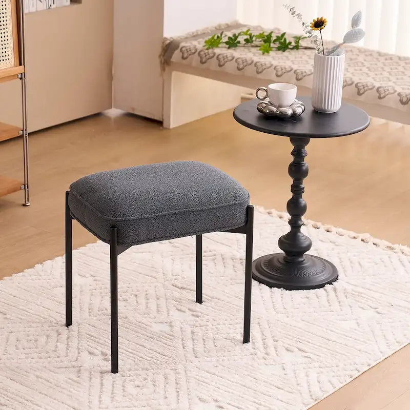 Repose-pieds ottoman touffeté en velours avec pieds en métal, gris foncé et beige