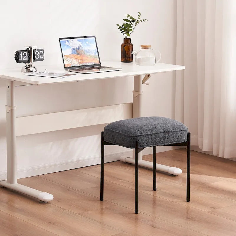 Repose-pieds ottoman touffeté en velours avec pieds en métal, gris foncé et beige